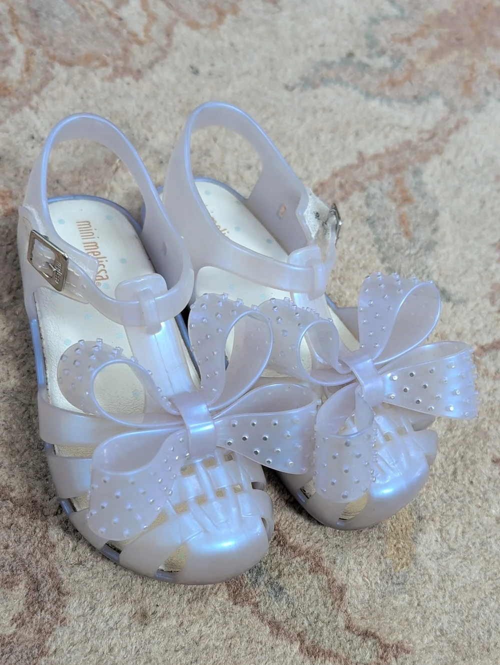 mini melissa Iridescent Girls' Pearl White Jelly Sandals with Bow